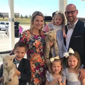 Meet your Posher, April